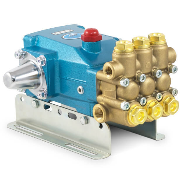 Cat Pumps 5CP3120 Triplex Pump – 4.5 GPM @ 3500 PSI, 1645 RPM, 20mm Solid Shaft